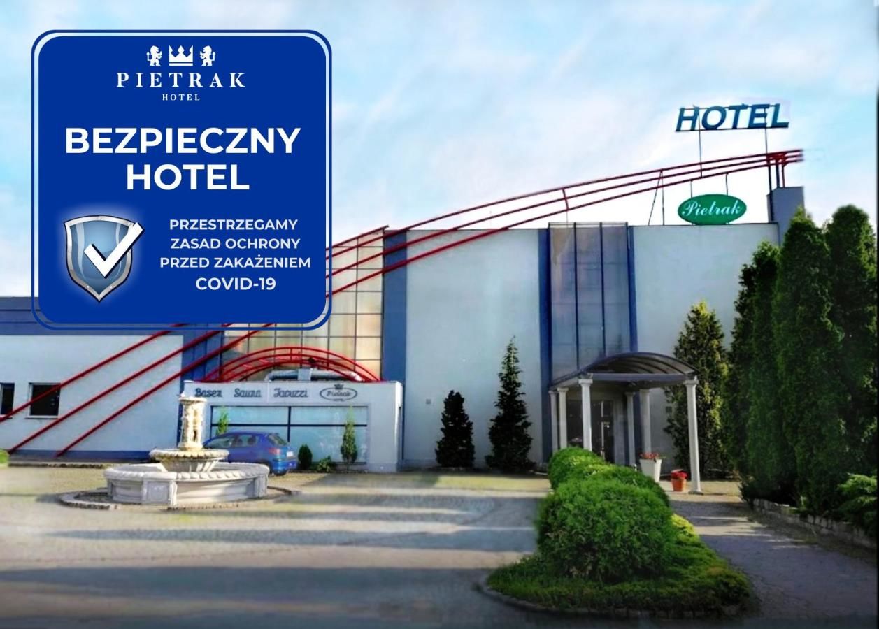 Отель Hotel Pietrak Trzemeszno-4